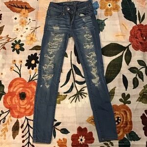 American Eagle Outfitters Women's Distressed Blue Skinny Jeans